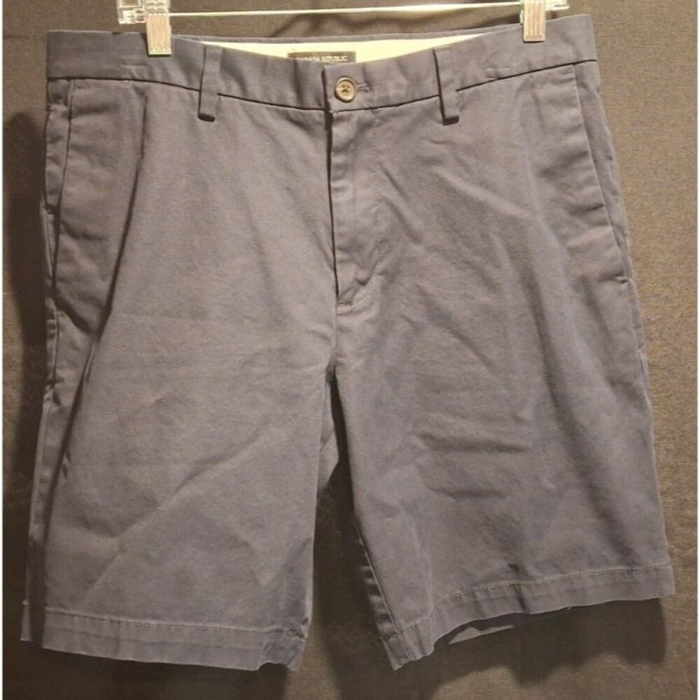 Banana Republic Aiden Shorts Men's 33 Preppy Navy Flat Front Casual Chino Summer